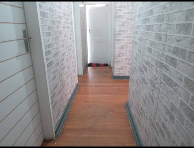 BUSINESS PROPERTY TO RENT IN KENSINGTON